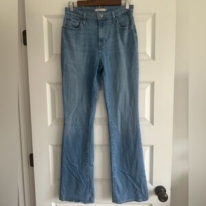 Levi's Women's 725 High Rise Bootcut Jeans - Light Wash